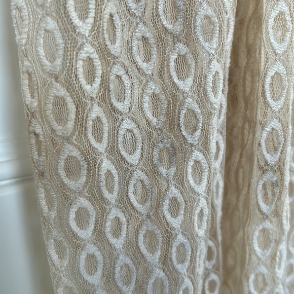 Zara Embroidered Sheer Tulle Lace Cream Top Blouse Oversized Womens Small - Picture 13 of 14